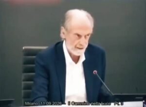 Il Dr. Gabriele Segalla, biochimico, durante il suo intervento a Milano l'11 settembre 2026 all'evento "Il Cammino nella Luce"